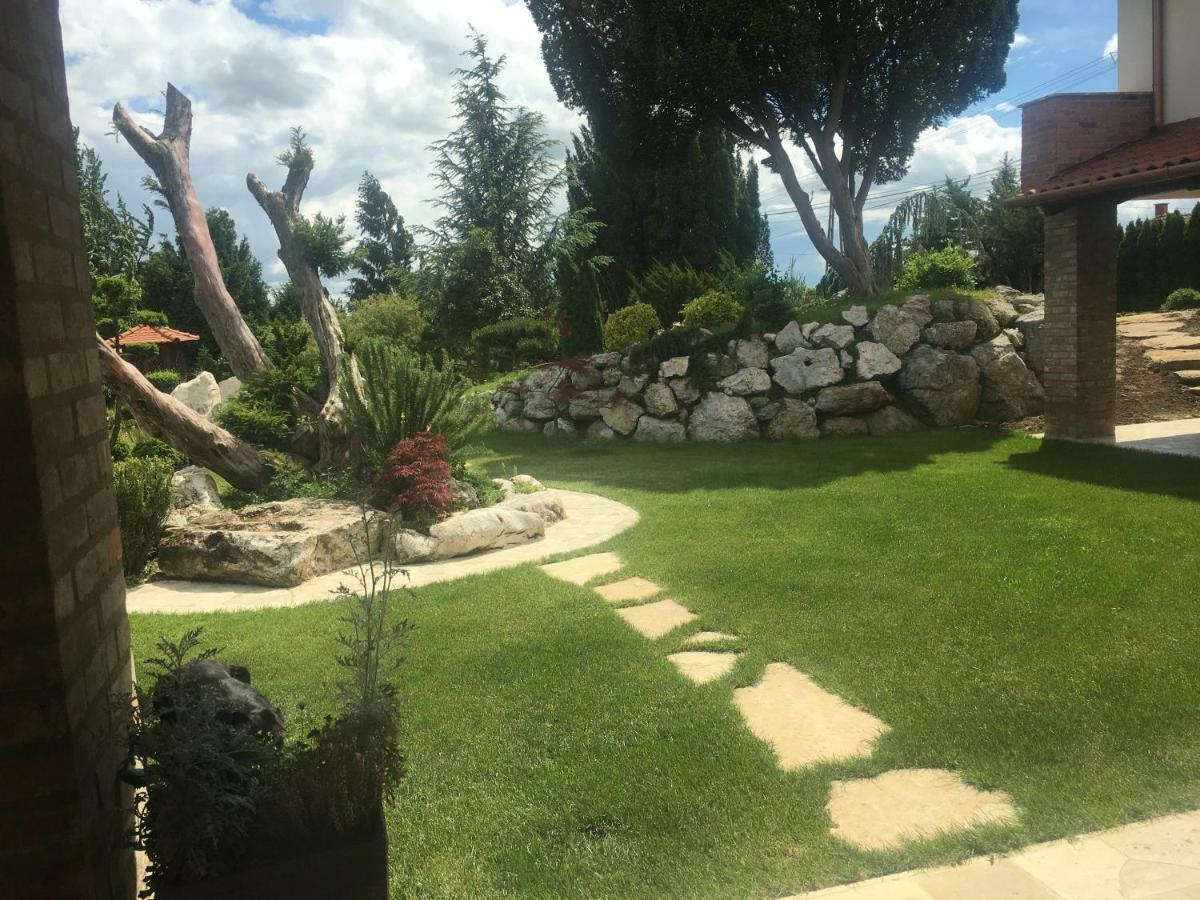 Villa Garden ザラエゲルセグ エクステリア 写真