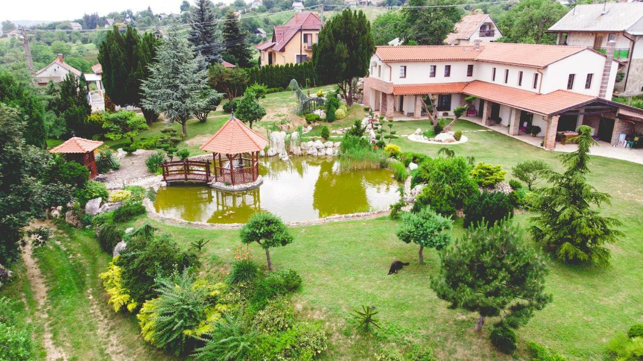 Villa Garden ザラエゲルセグ エクステリア 写真